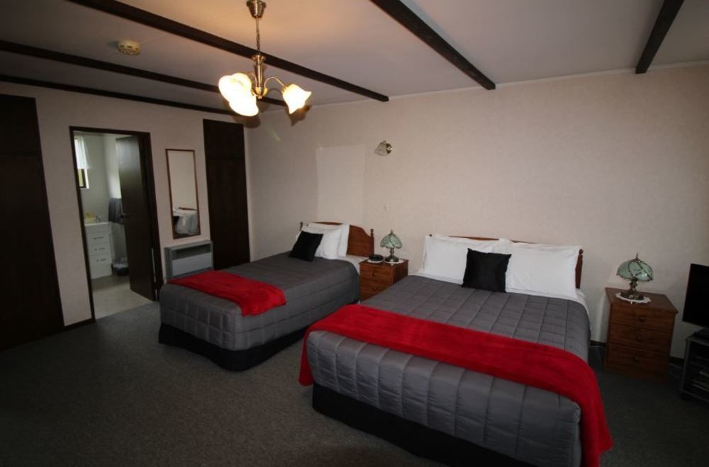 إنفيركارجِِيل Hacienda Motel المظهر الخارجي الصورة
